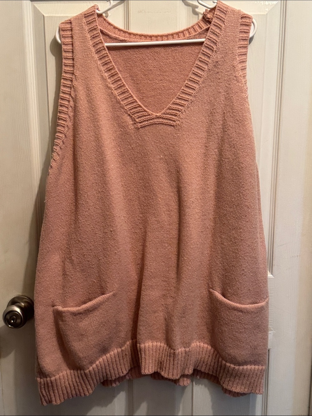 SHEIN Curve pink V-Neck Oversized Sweater Vest With Pockets- 4X